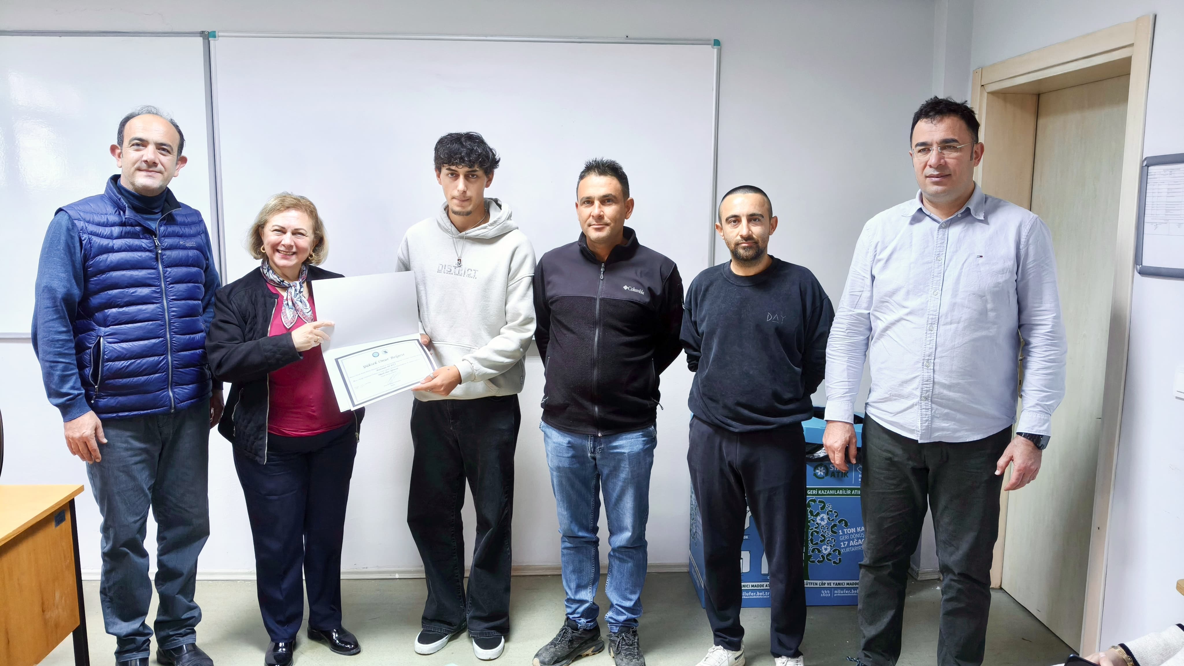 MENNAN PASİNLİ ATÇILIK MYO’DA AKADEMİK BAŞARIYA ANLAMLI TAKDİR